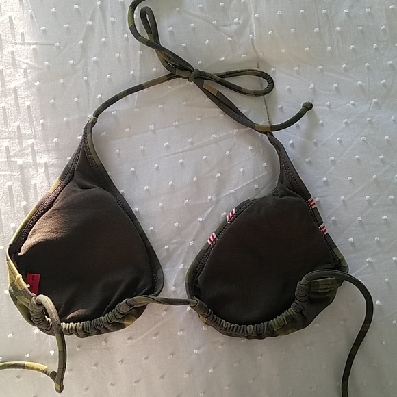 Bikini - Picture 4 of 6